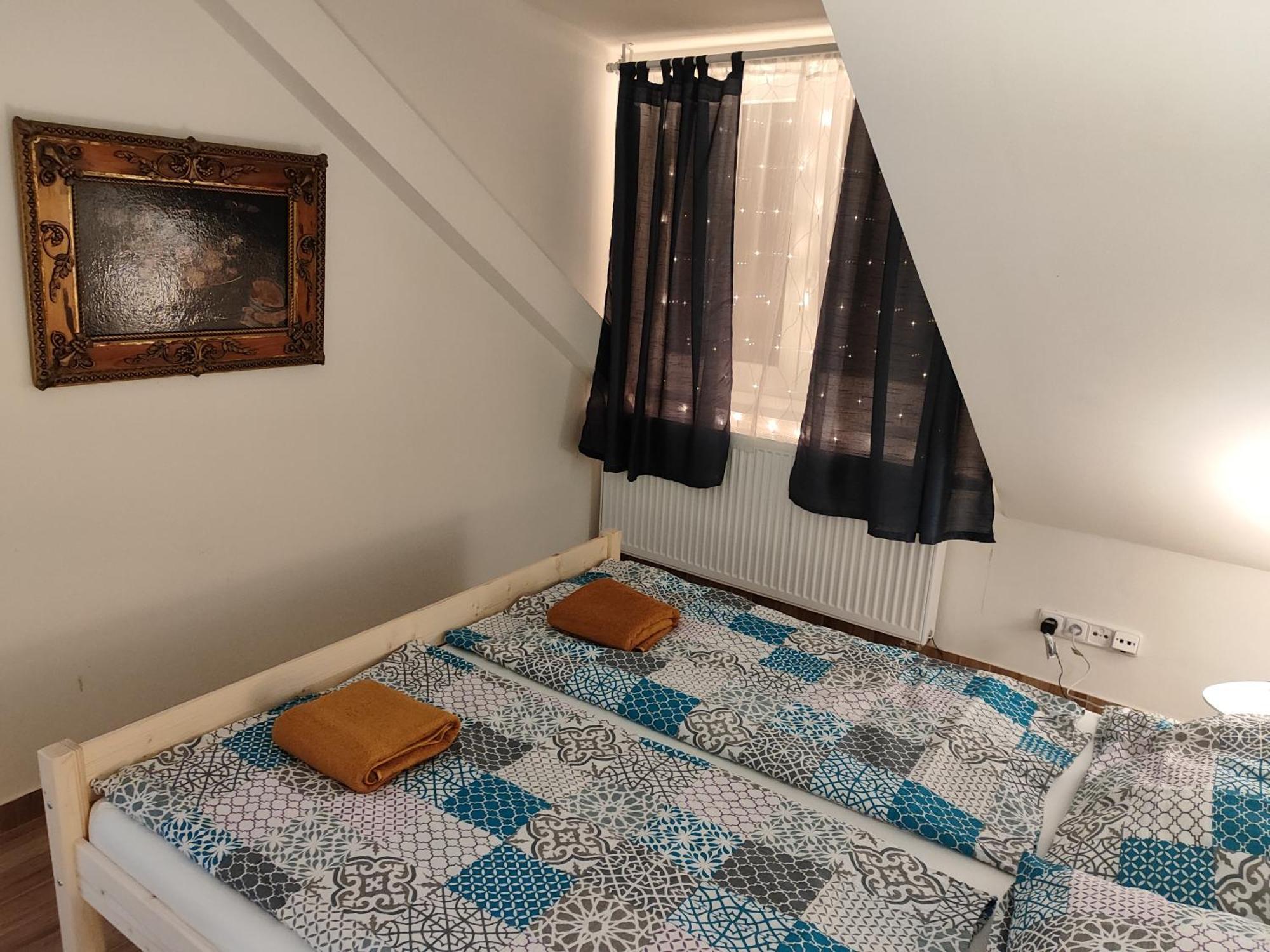 Appartement Kralovak à Králŭv Dvŭr Extérieur photo