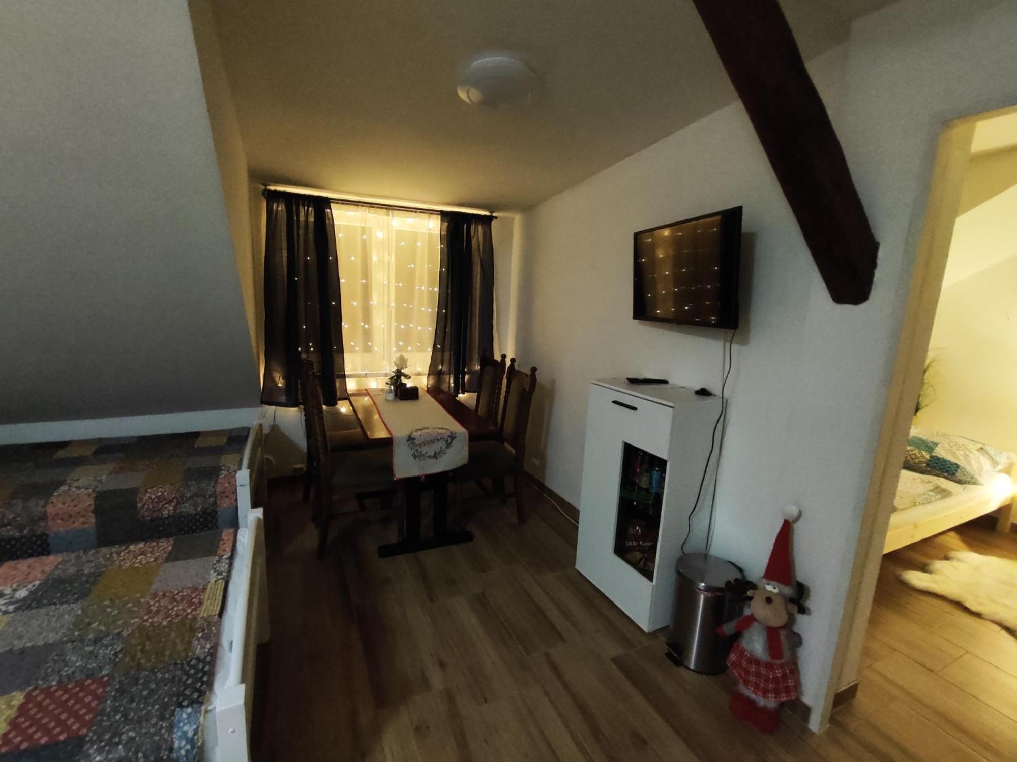 Appartement Kralovak à Králŭv Dvŭr Extérieur photo