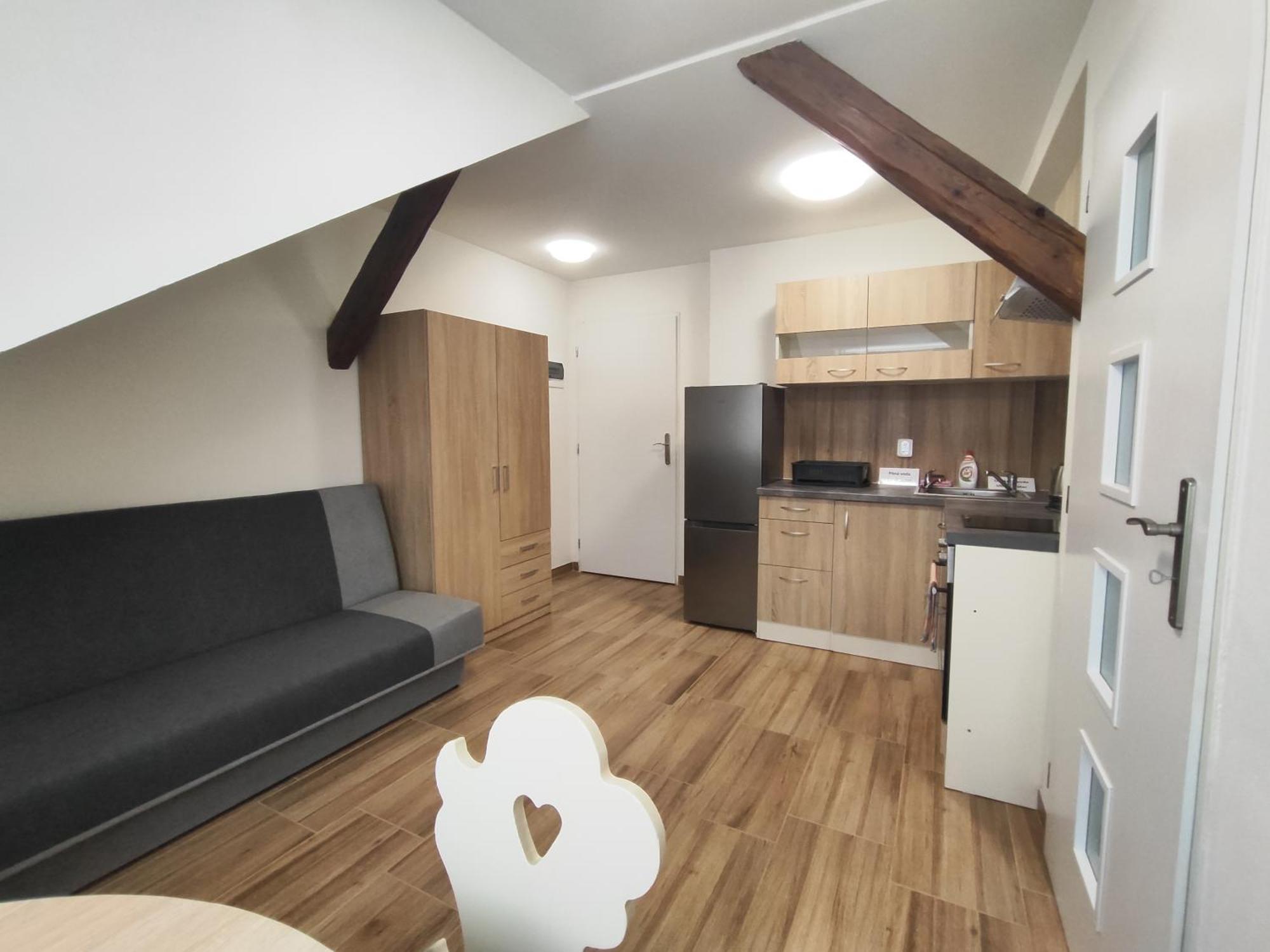Appartement Kralovak à Králŭv Dvŭr Extérieur photo