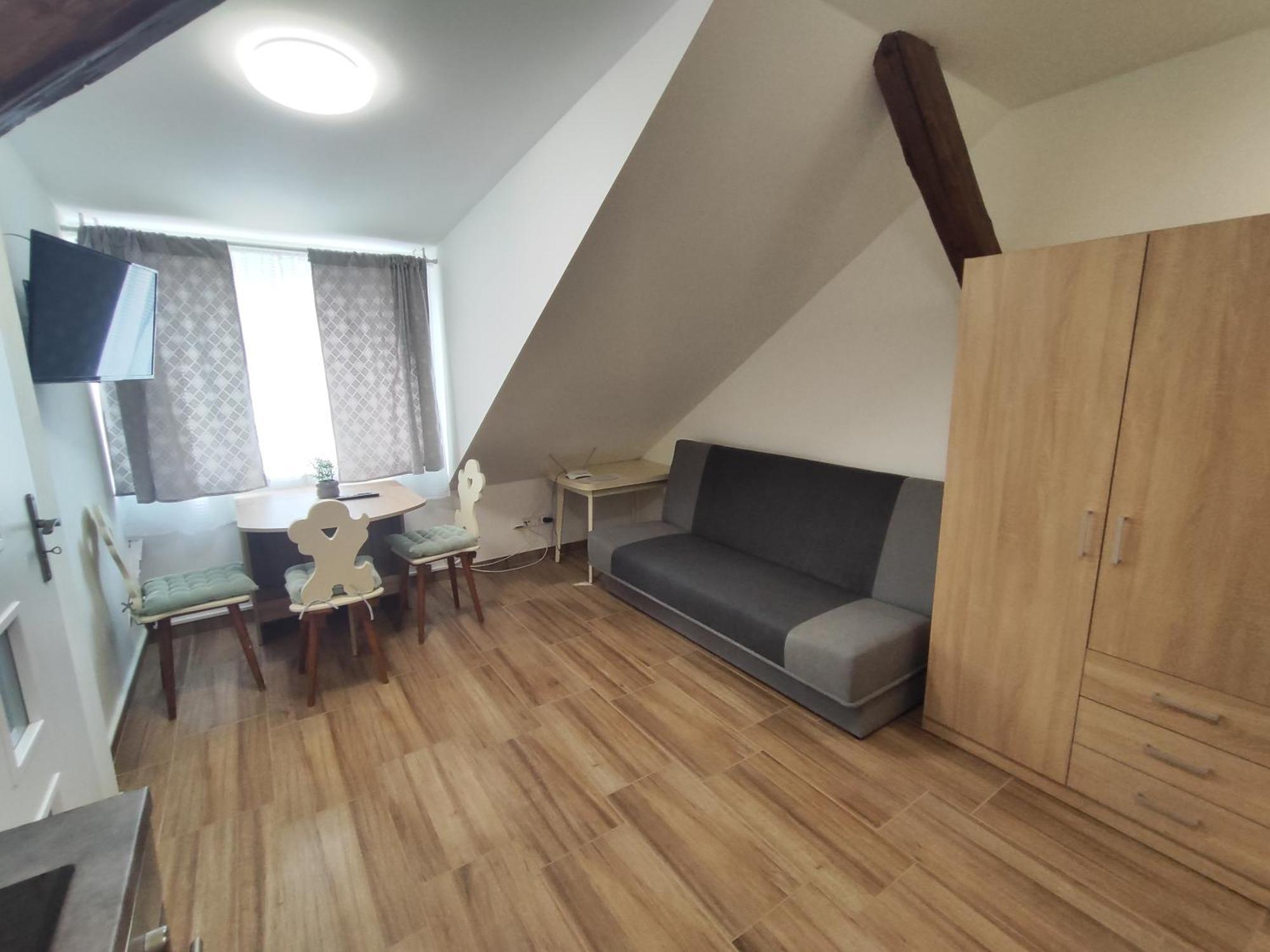Appartement Kralovak à Králŭv Dvŭr Extérieur photo